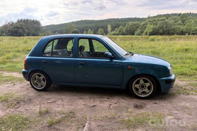Nissan Micra K11 Hatchback 3-doors