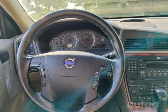 Volvo XC70 3 generation wagon