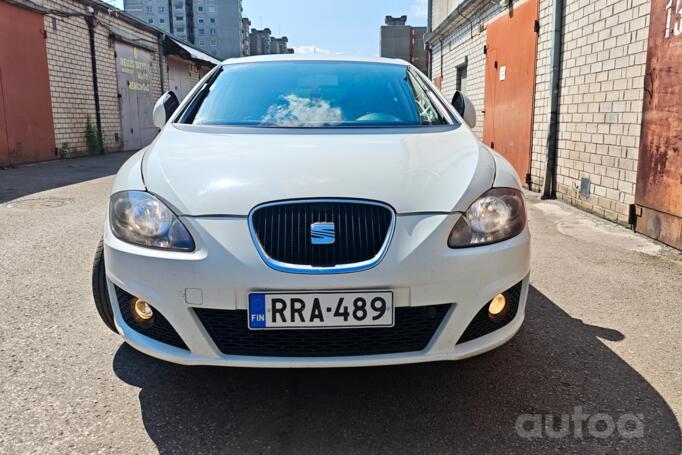 SEAT Leon 2 generation [restyling] Hatchback