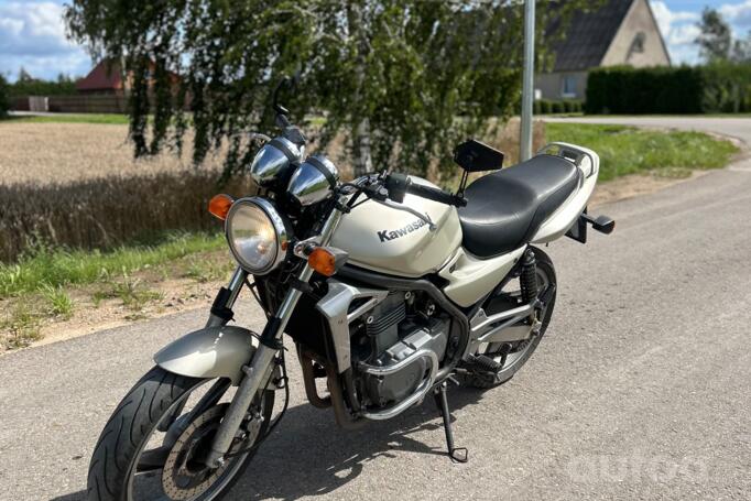 Kawasaki ER 5