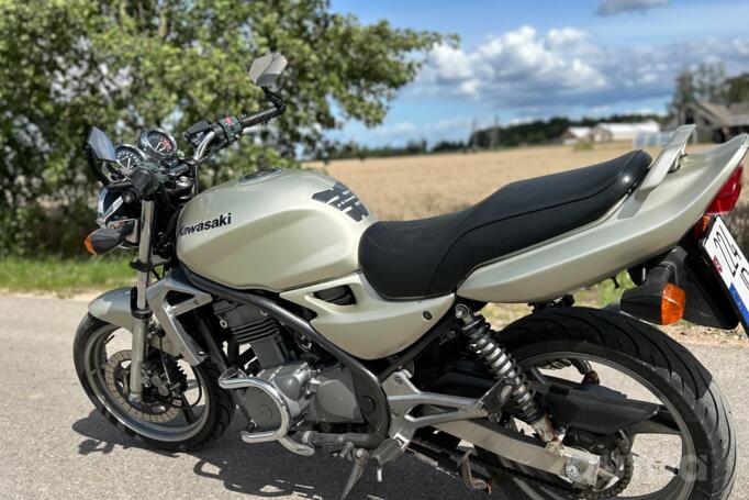 Kawasaki ER 5