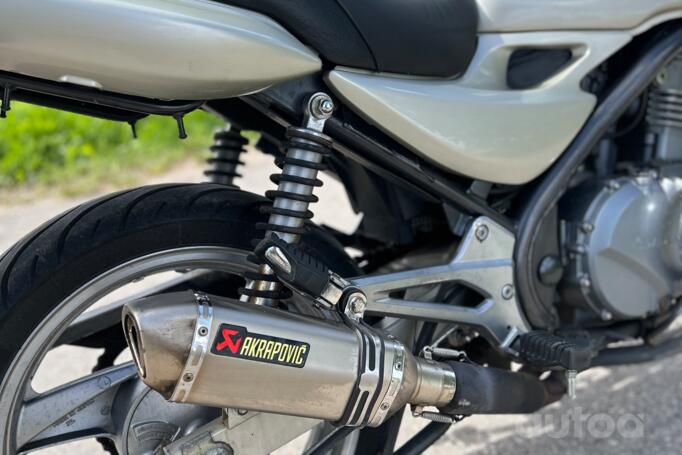 Kawasaki ER 5