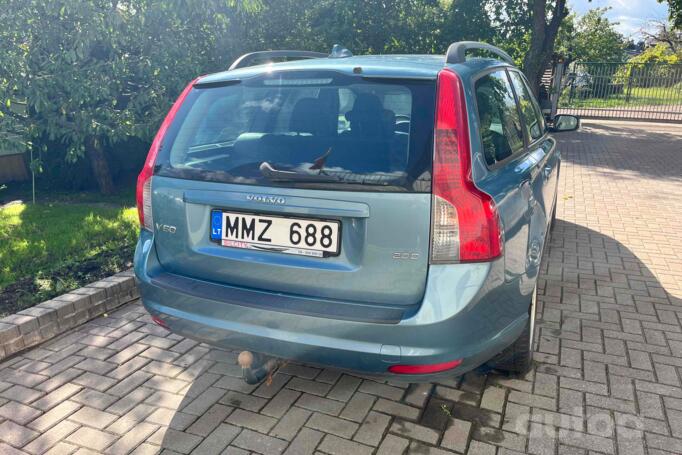 Volvo V50