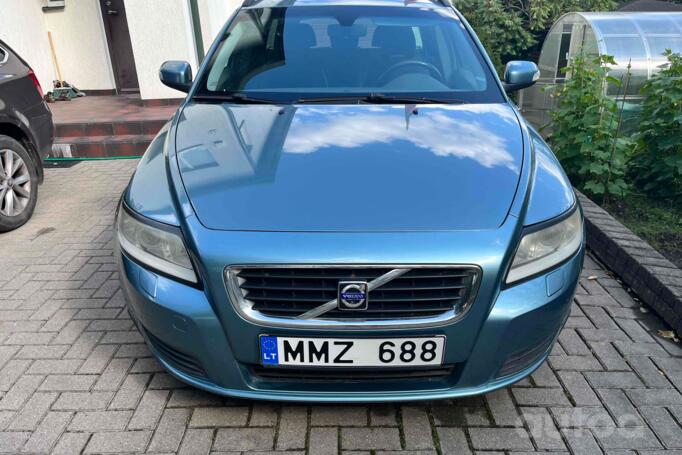 Volvo V50