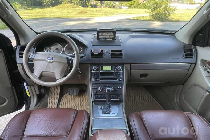 Volvo XC90 1 generation [restyling] Crossover