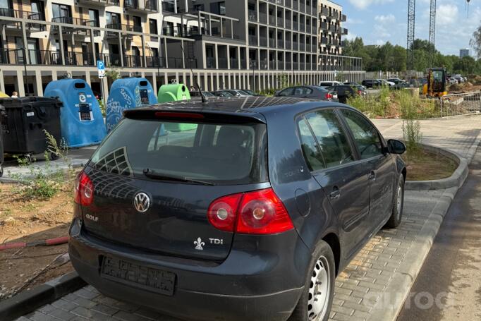 Volkswagen Golf 5 generation Hatchback 5-doors