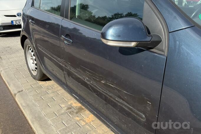 Volkswagen Golf 5 generation Hatchback 5-doors