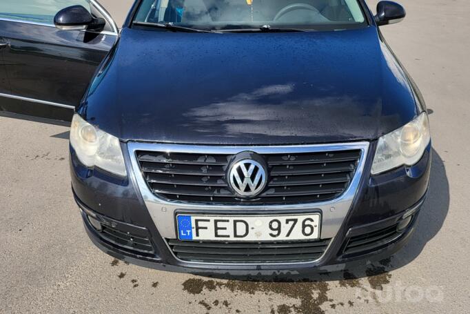 Volkswagen Passat B6 wagon 5-doors