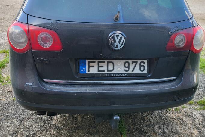 Volkswagen Passat B6 wagon 5-doors
