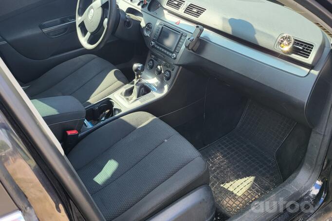 Volkswagen Passat B6 wagon 5-doors