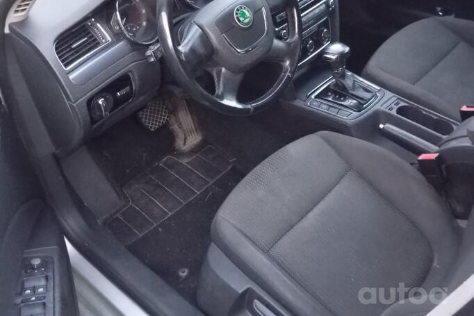 Skoda Superb 2 generation Combi wagon