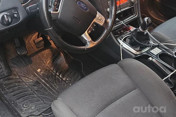 Ford Mondeo 4 generation Sedan