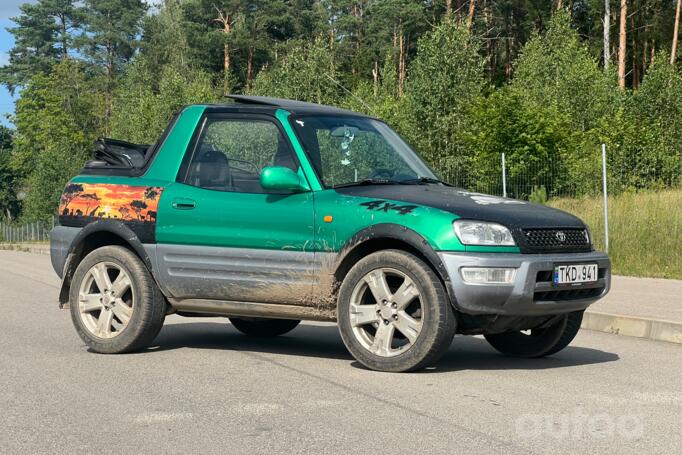 Toyota RAV 4 1 generation (XA10)
