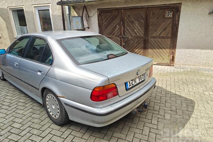 BMW 5 Series E39 Sedan 4-doors