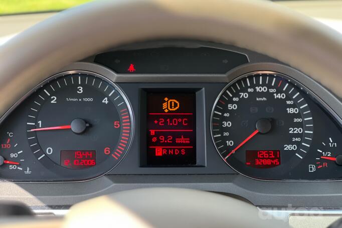 Audi A6 4F/C6 Sedan
