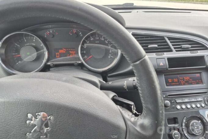Peugeot 3008 1 generation Crossover