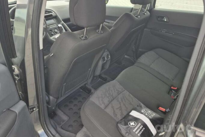 Peugeot 3008 1 generation Crossover