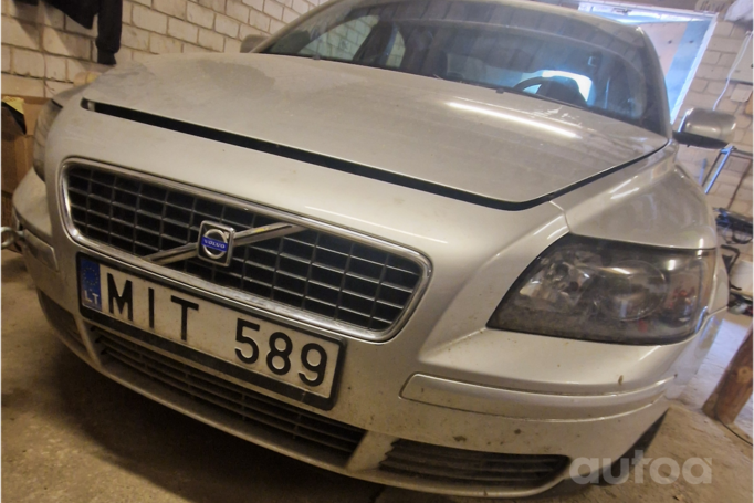 Volvo S40 2 generation Sedan