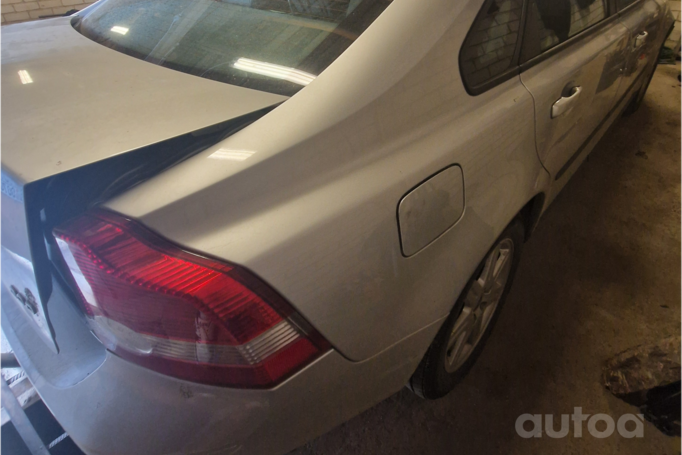 Volvo S40 2 generation Sedan