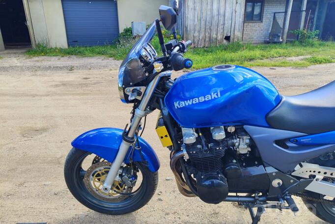 Kawasaki ZR