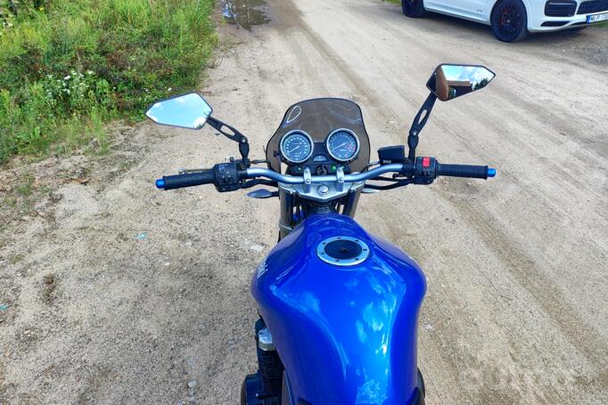 Kawasaki ZR