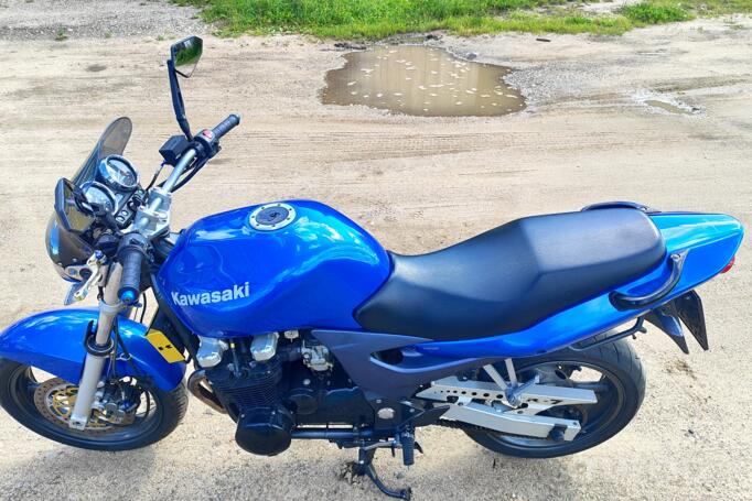 Kawasaki ZR