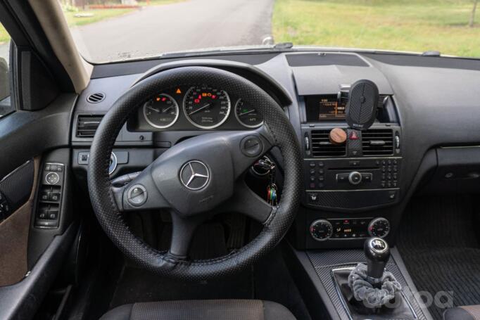 Mercedes-Benz C-Class W204/S204 Sedan 4-doors