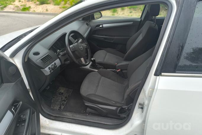 Opel Astra H wagon