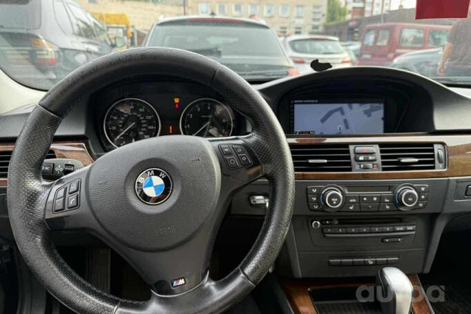 BMW 3 Series E90/E91/E92/E93 [restyling] Sedan