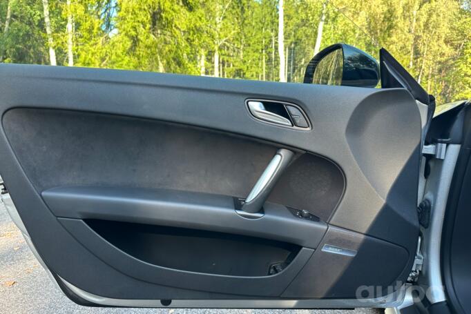 Audi TT 8J [restyling] S Coupe 2-doors