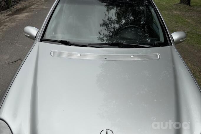Mercedes-Benz C-Class W203/S203/CL203 Sedan 4-doors