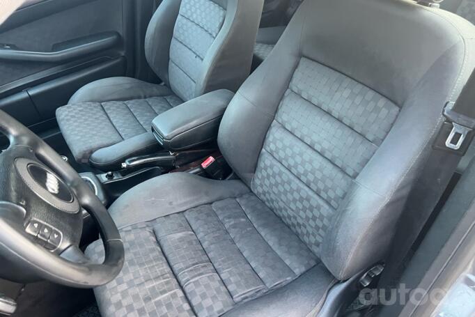 Audi A6 4B/C5 wagon 5-doors