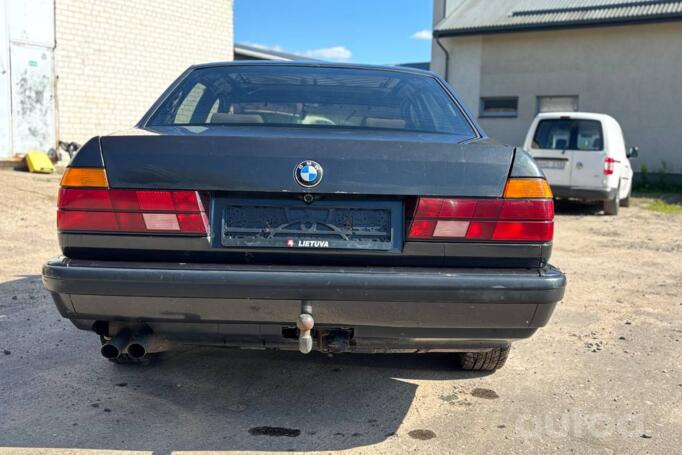 BMW 7 Series E32 Sedan