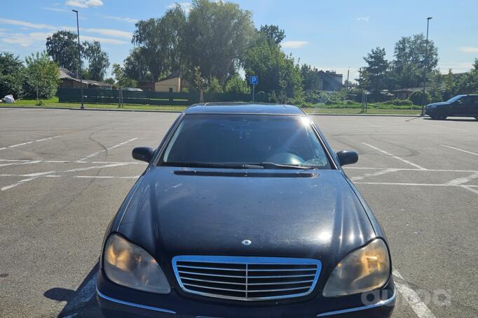 Mercedes-Benz S-Class W220 Sedan