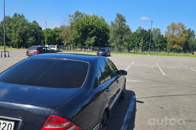 Mercedes-Benz S-Class W220 Sedan