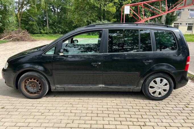 Volkswagen Touran 1 generation Minivan