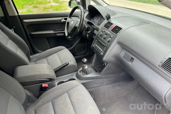 Volkswagen Touran 1 generation Minivan