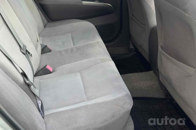 Toyota Prius 2 generation Hatchback