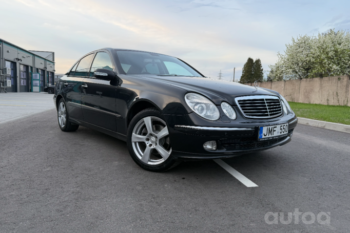 Mercedes-Benz E-Class W211 Sedan