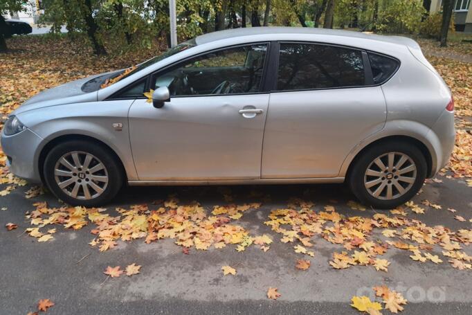 SEAT Leon 2 generation Hatchback 5-doors