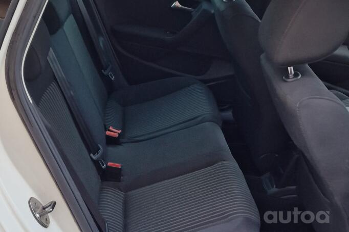 Volkswagen Polo 5 generation Hatchback 5-doors