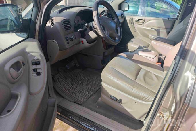 Chrysler Voyager