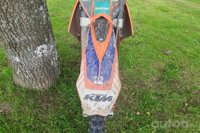 KTM 525