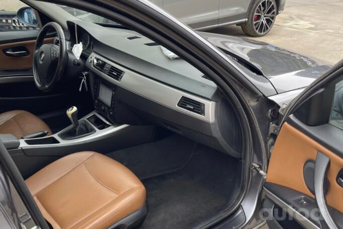 BMW 3 Series E90/E91/E92/E93 Sedan