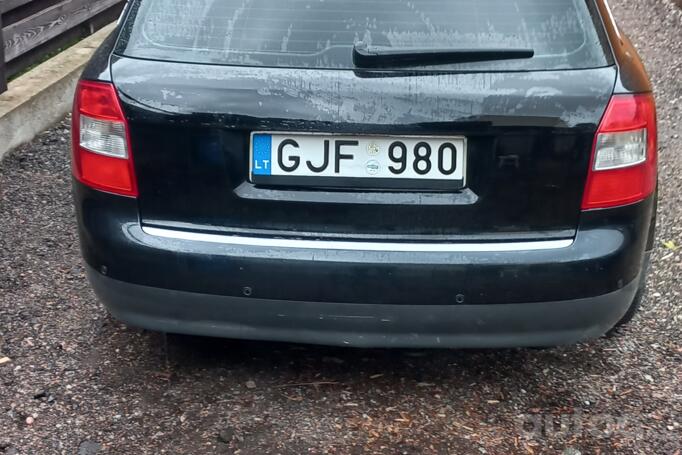 Audi A4 B6 Avant wagon 5-doors