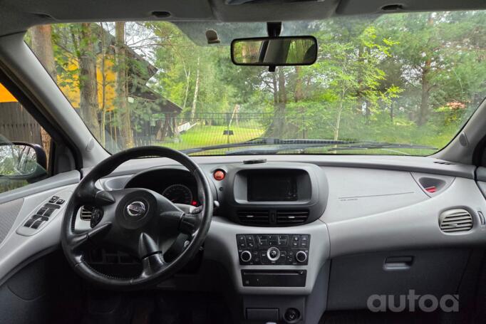 Nissan Almera Tino 1 generation [restyling]