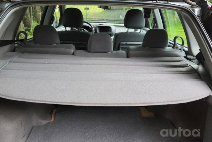 Nissan Almera Tino 1 generation [restyling]