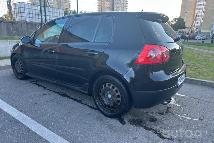 Volkswagen Golf GTI 5 generation