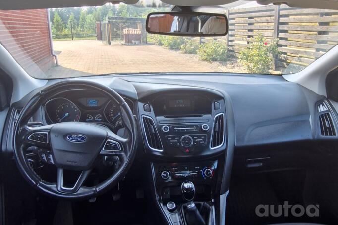 Ford Focus 3 generation [restyling] Hatchback 5-doors