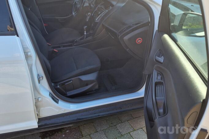 Ford Focus 3 generation [restyling] Hatchback 5-doors